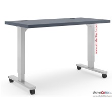 Schreibtisch - driveColor - elektrisch höhenverstellbar - Blau-Silber mit Rollen